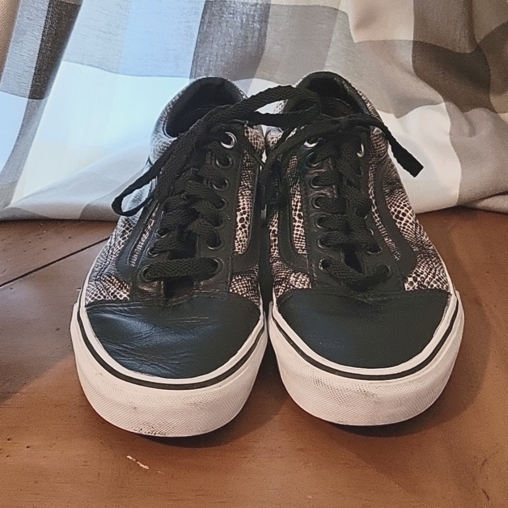 Vans off the Wall
